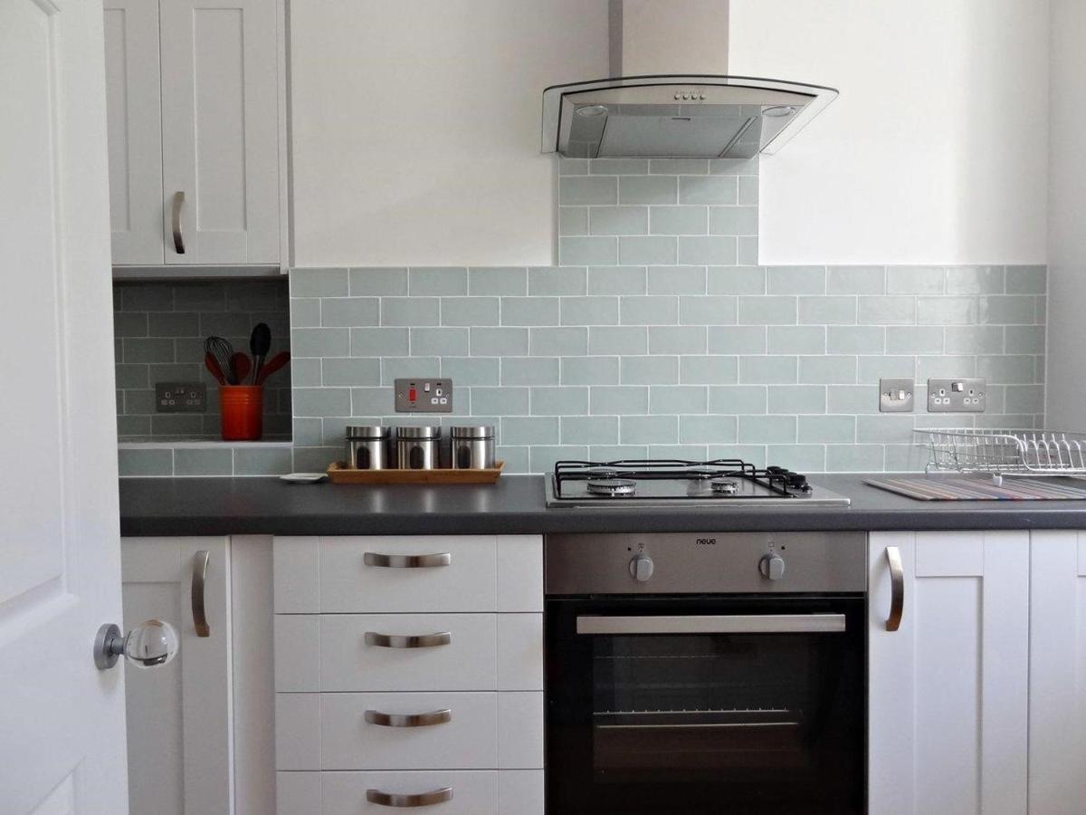 Regency Apartment - Marine Square By Crown Gardens Holiday Homes Hove Esterno foto